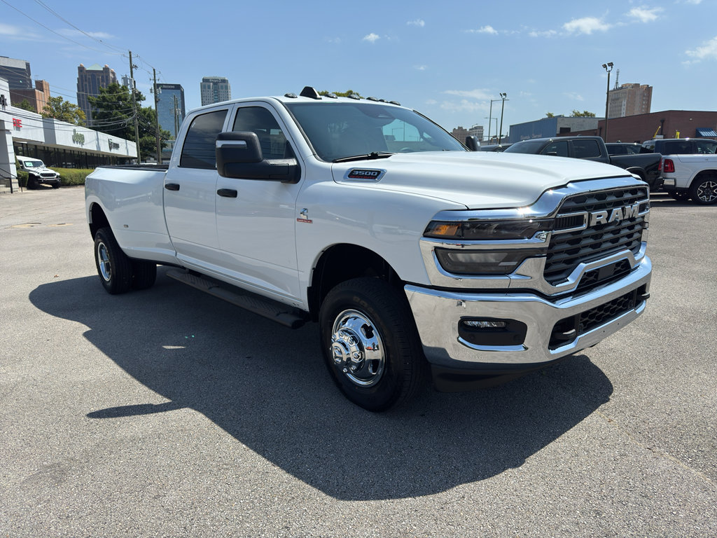 New 2027 RAM 3500 Tradesman AWD/4WD image 2