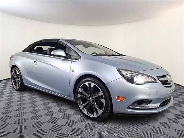 Used 2018 Buick Cascada Premium image 1