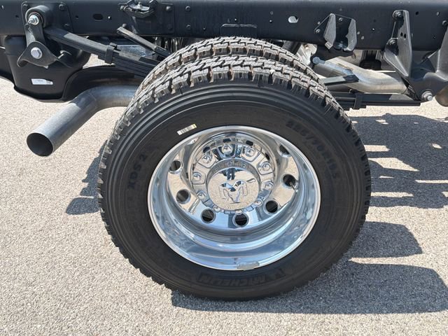 New 2026 RAM 4500 Tradesman w/ Laramie Trim Package AWD/4WD image 45
