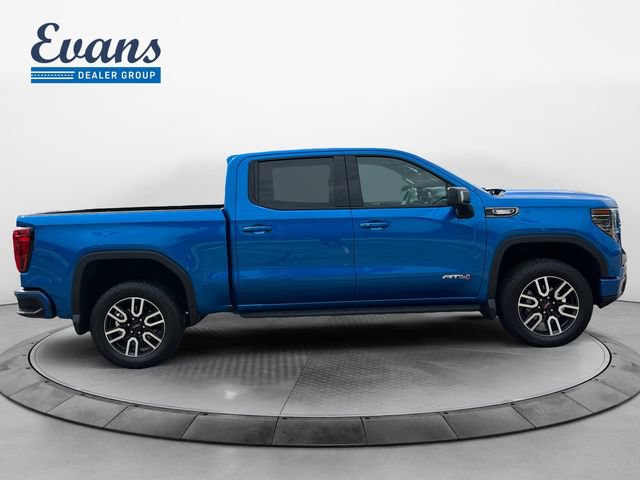 Used 2024 GMC Sierra 1500 AT4 w/ Technology Package AWD/4WD image 9