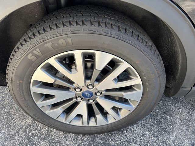 Used 2022 Ford Escape Titanium AWD/4WD image 22