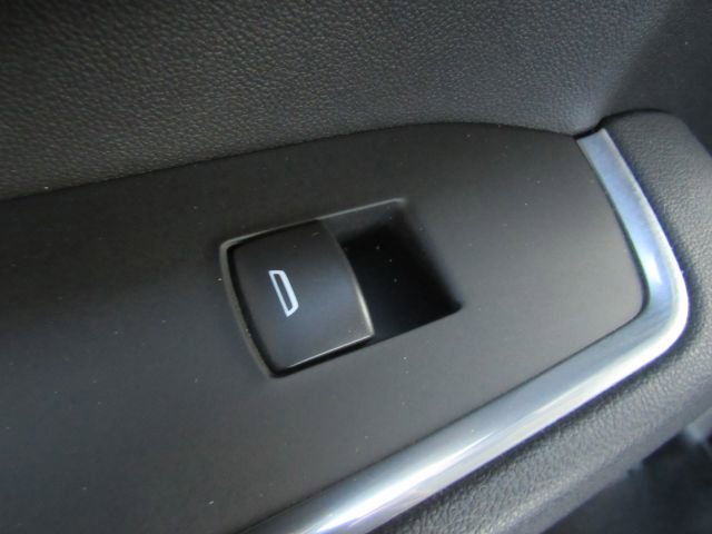 Used 2025 GMC Sierra 1500 SLT image 28