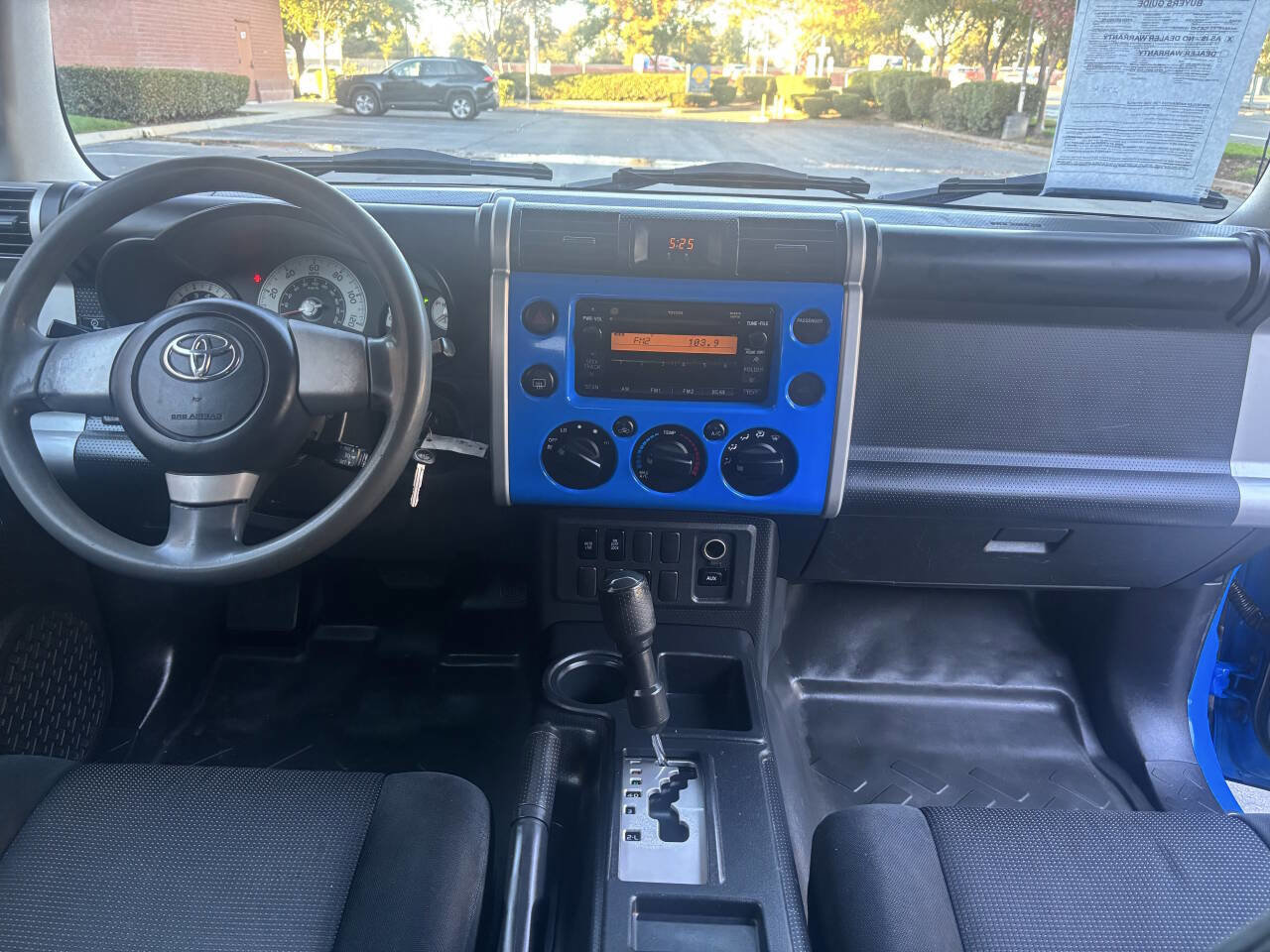 Used 2007 Toyota FJ Cruiser 2WD image 25