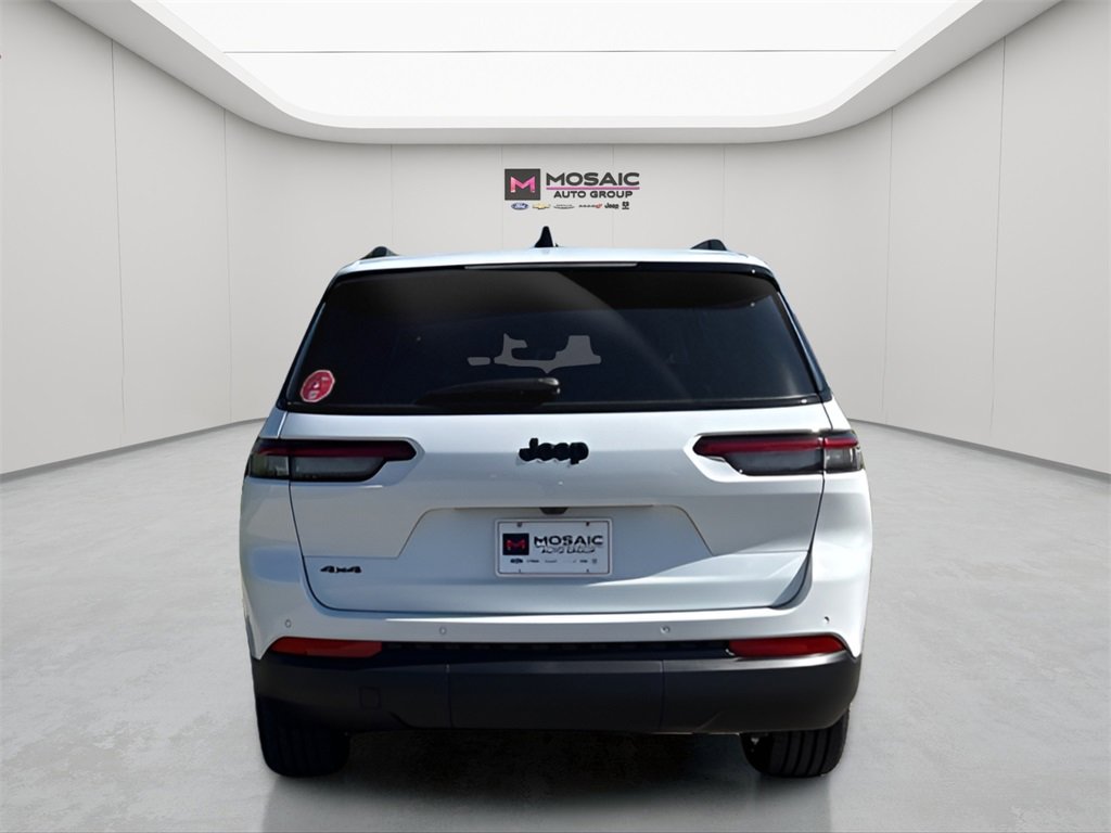 New 2025 Jeep Grand Cherokee L Altitude image 6
