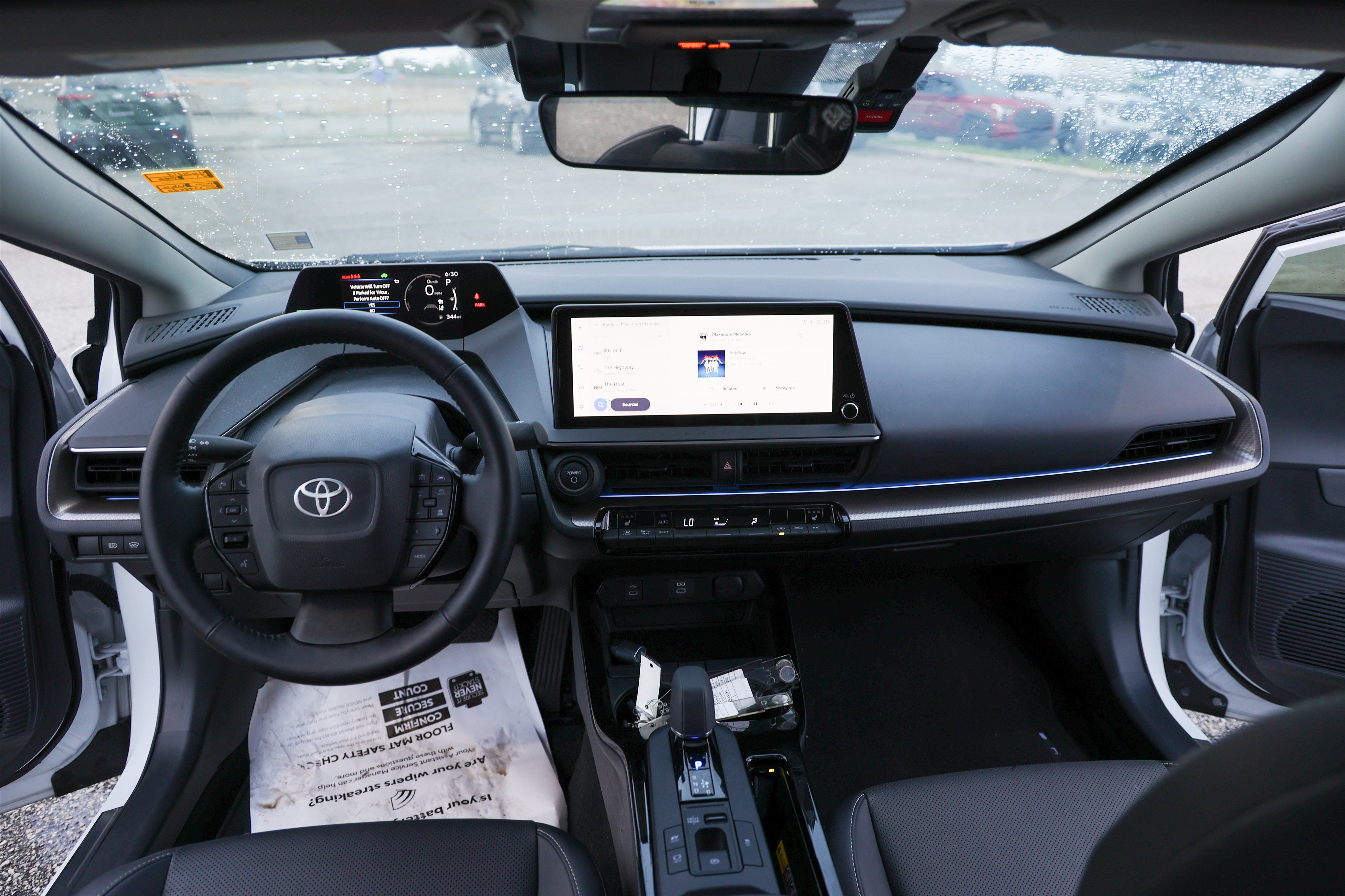 Used 2023 Toyota Prius XLE FWD image 49
