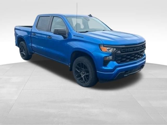 Certified 2023 Chevrolet Silverado 1500 Custom w/ LPO, Dark Essentials Package AWD/4WD image 4