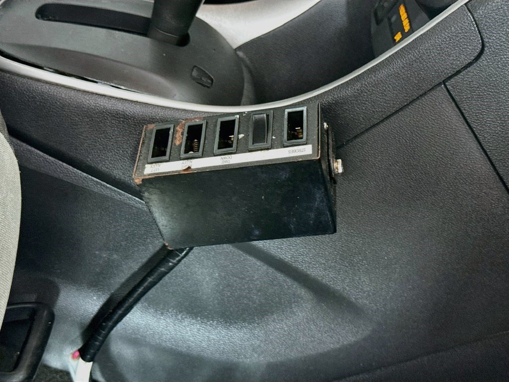 Used 2020 Chevrolet Trax LS FWD image 40