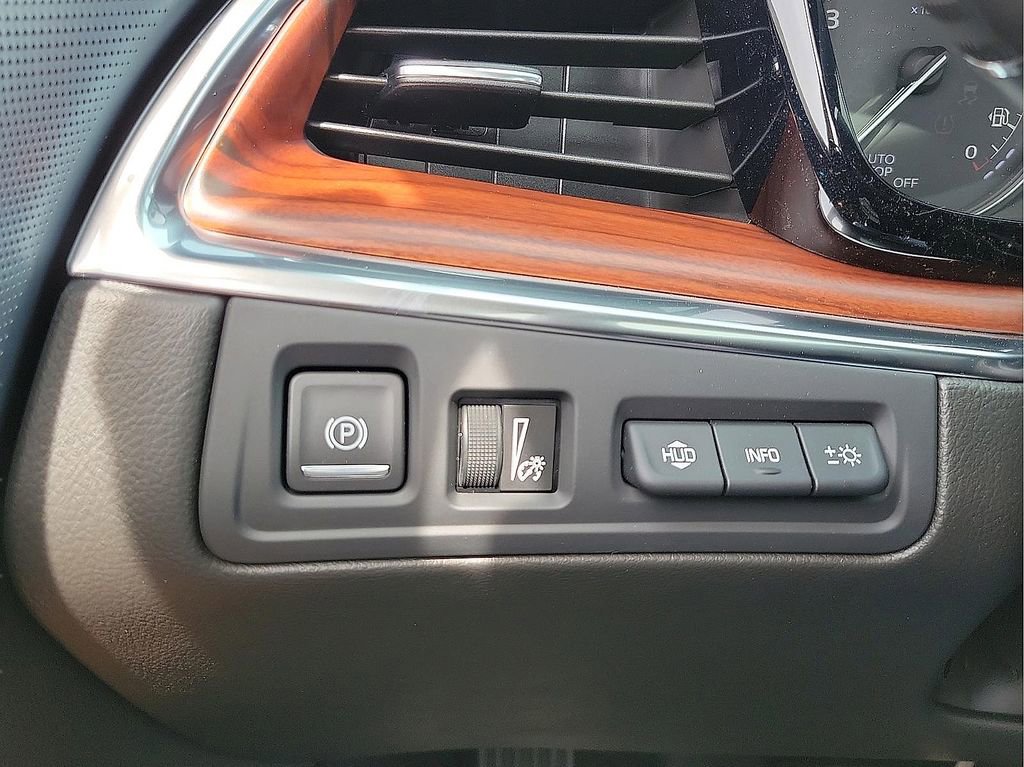 New 2026 Cadillac XT5 Premium Luxury w/ Driver Assist Package AWD/4WD image 14