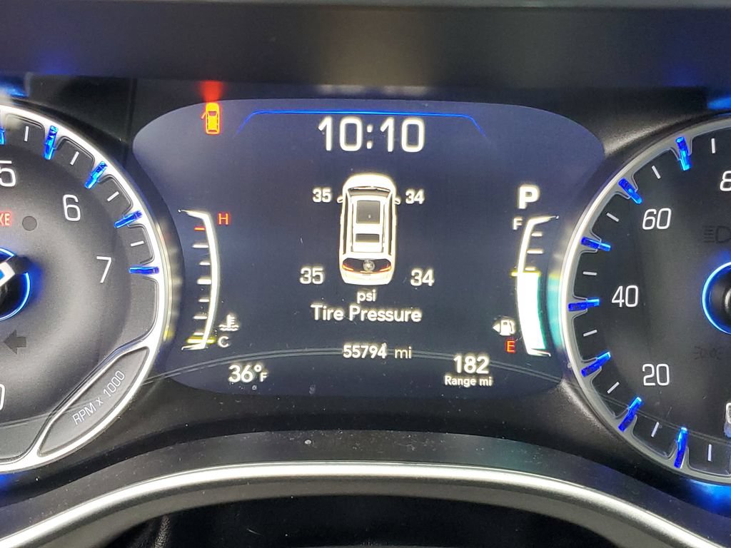 Used 2025 Chrysler Pacifica Select FWD image 15