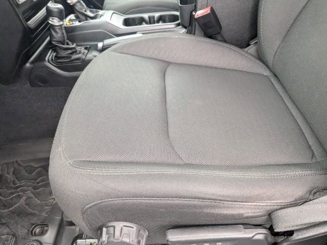 Used 2020 Jeep Wrangler Unlimited Sahara image 24