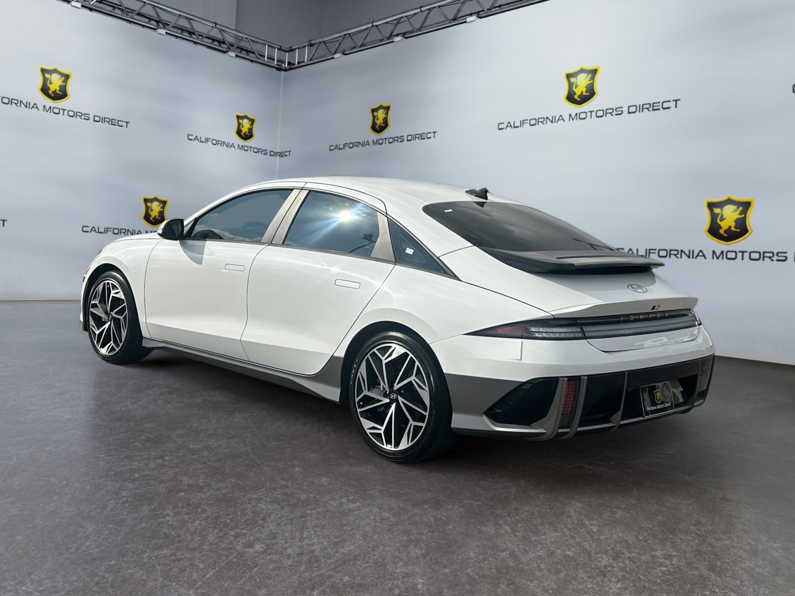 Used 2023 Hyundai Ioniq 6 SEL RWD image 3