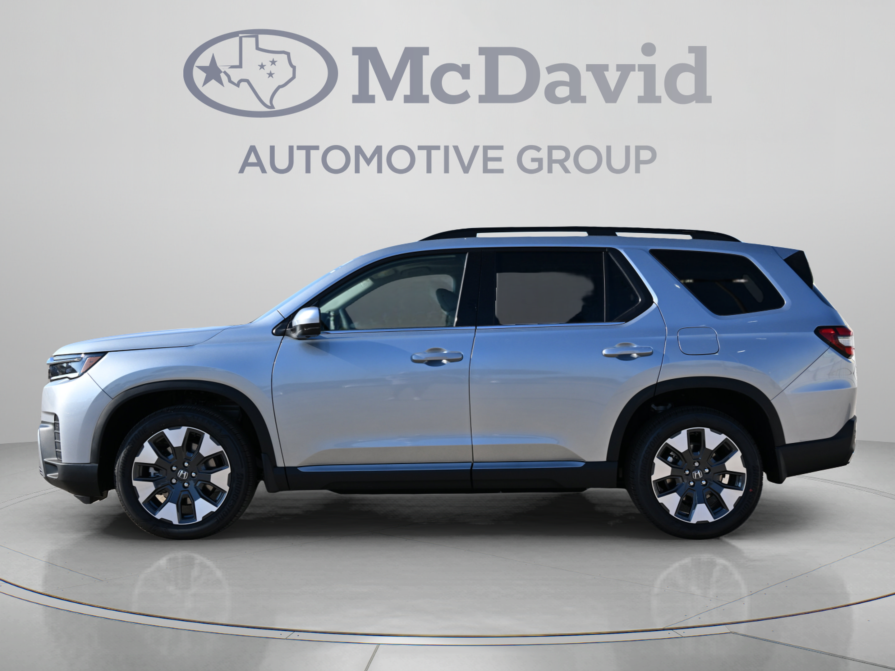 New 2026 Honda Pilot Elite image 2