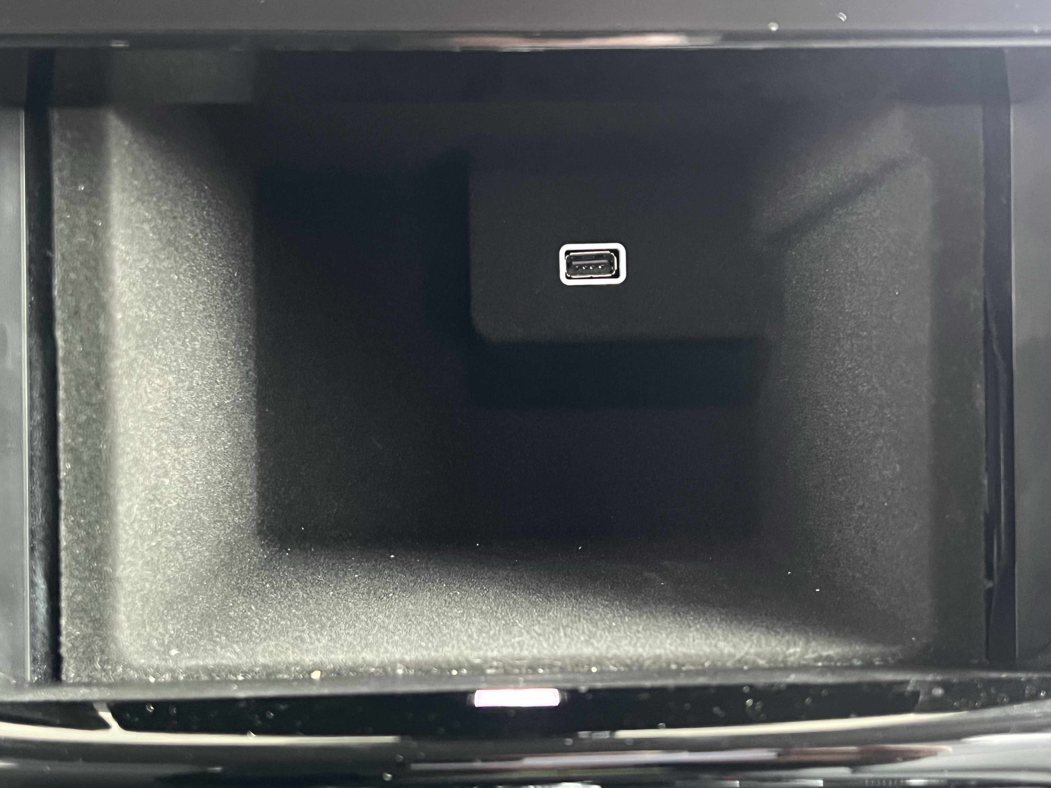Used 2019 Chevrolet Traverse Premier AWD/4WD image 26