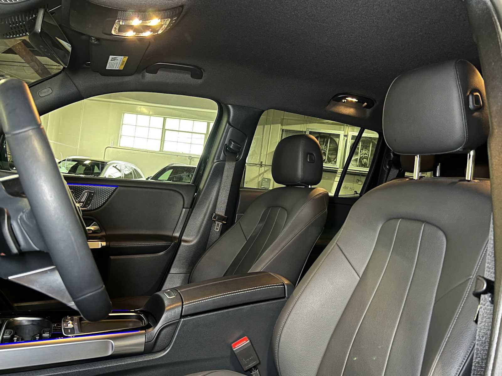 Certified 2025 Mercedes-Benz GLB 250 4MATIC image 22