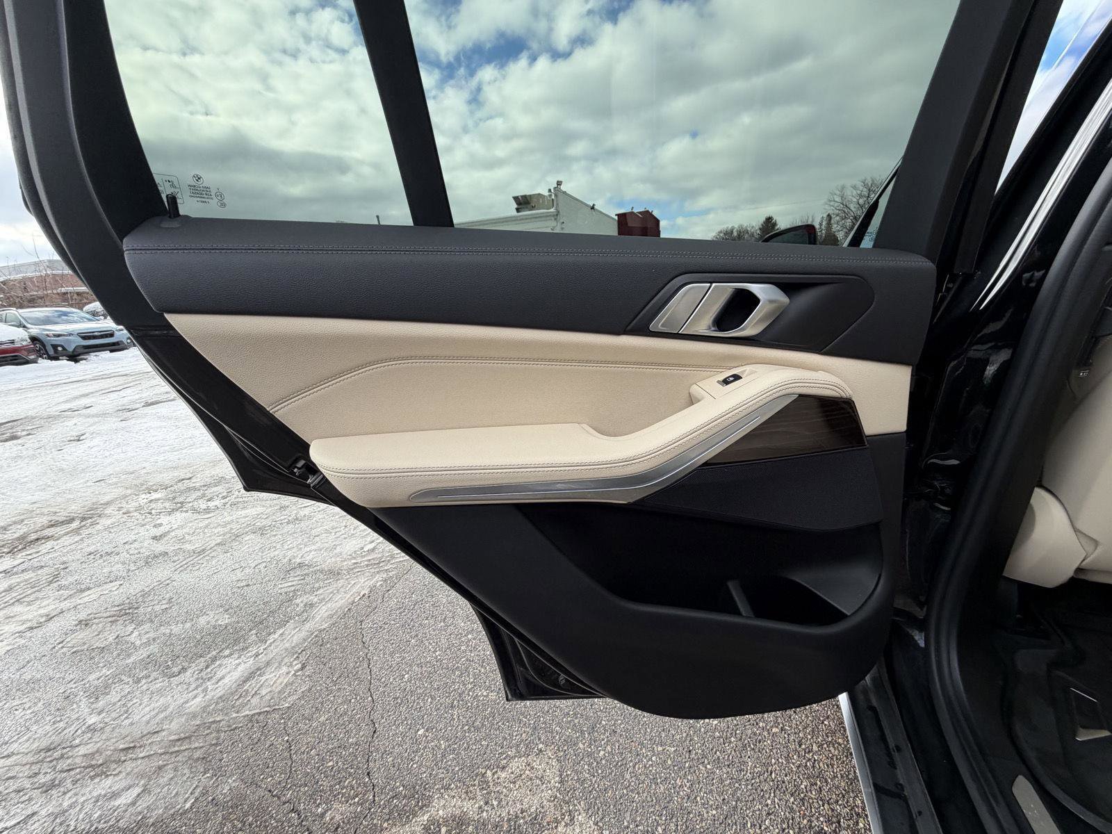 Used 2021 BMW X5 xDrive40i w/ Convenience Package 3 image 20