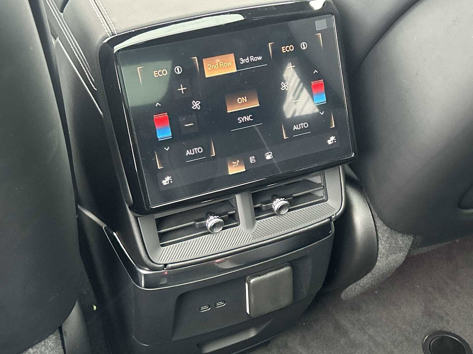 New 2026 Cadillac Vistiq Luxury image 20