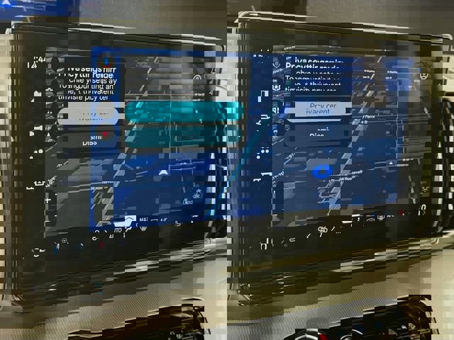 Used 2025 Ford Expedition Active image 13