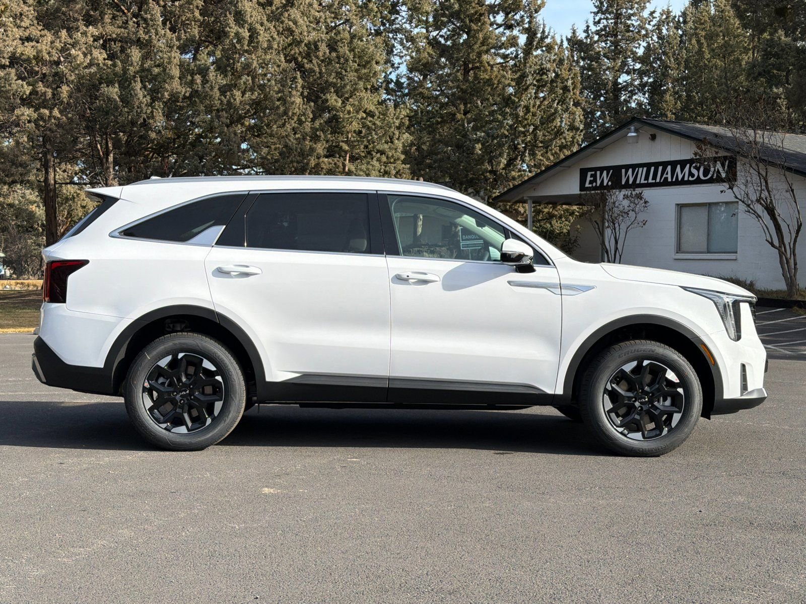 New 2026 Kia Sorento S AWD/4WD image 3