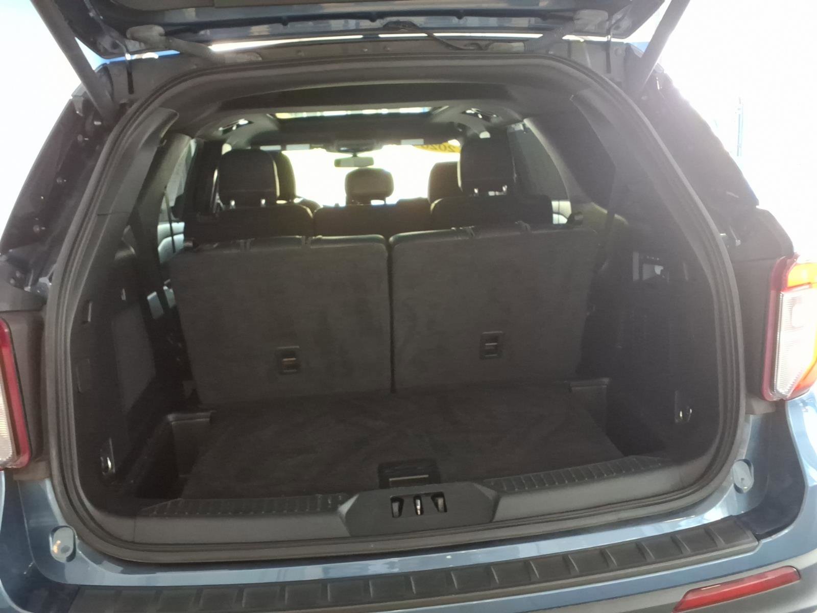 Used 2020 Ford Explorer ST w/ ST Street Pack image 18