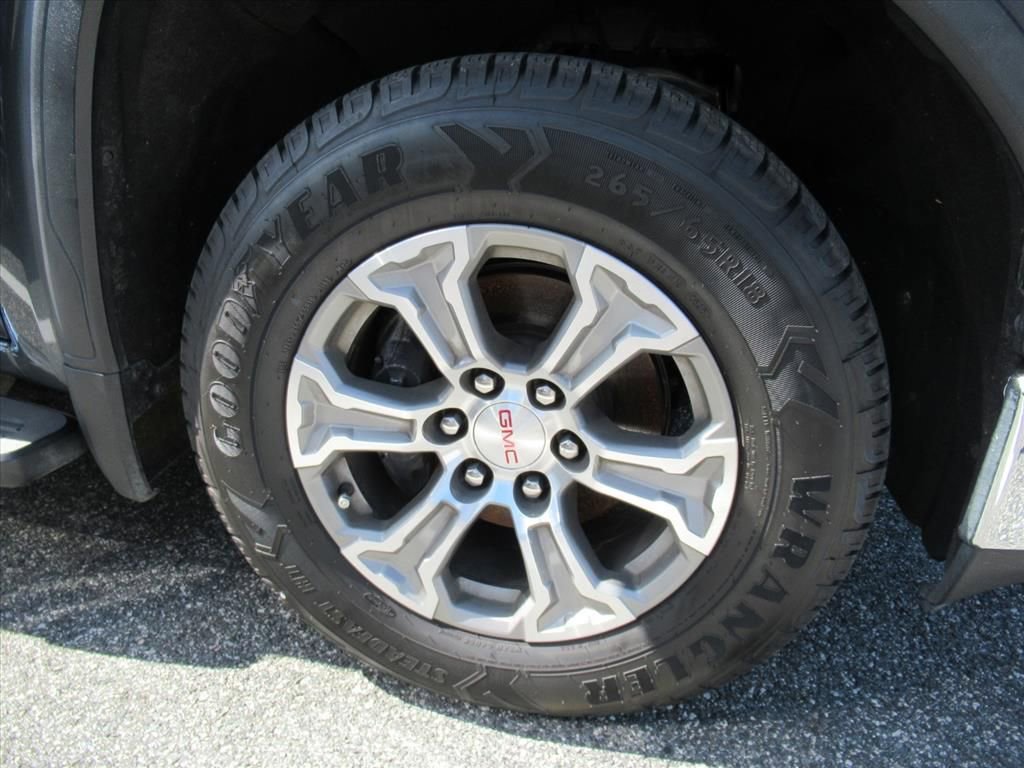 Used 2020 GMC Sierra 1500 SLE w/ SLE Value Package image 5