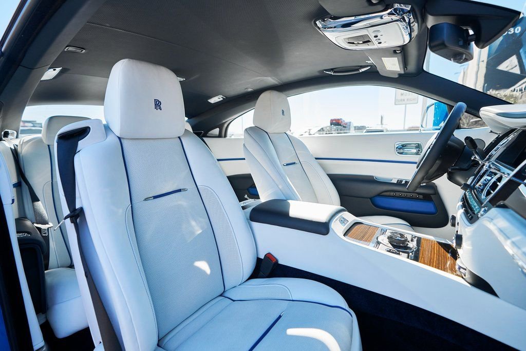 Used 2020 Rolls-Royce Wraith image 39