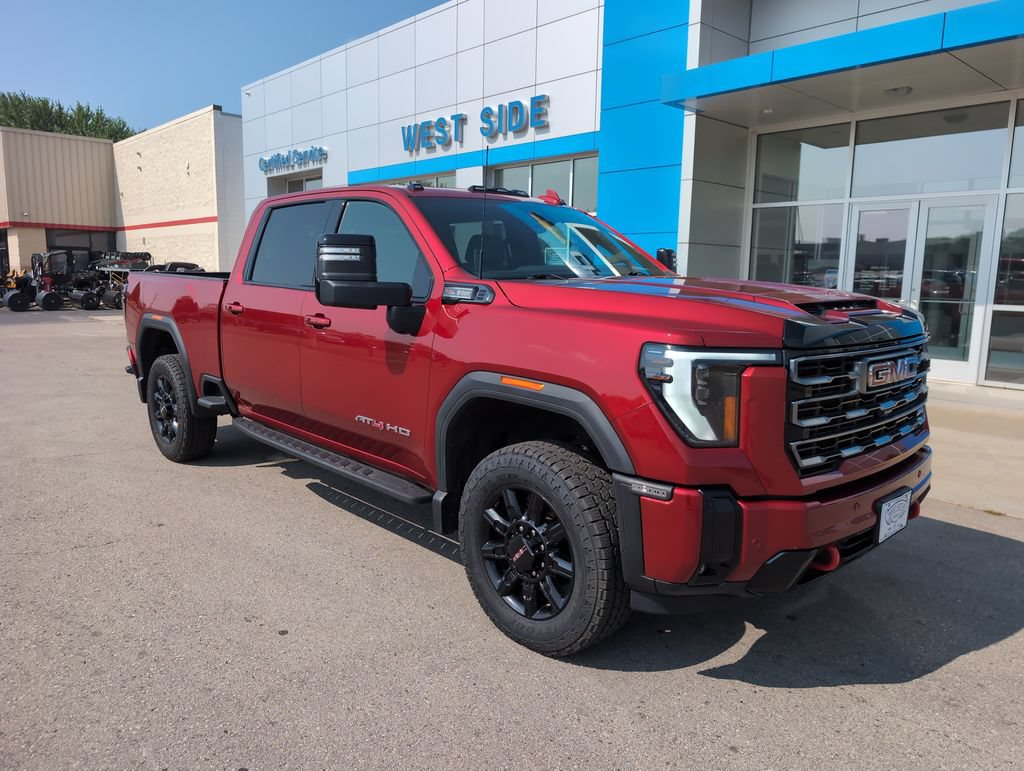 Used 2025 GMC Sierra 2500 AT4 w/ AT4 Premium Plus Package AWD/4WD image 2