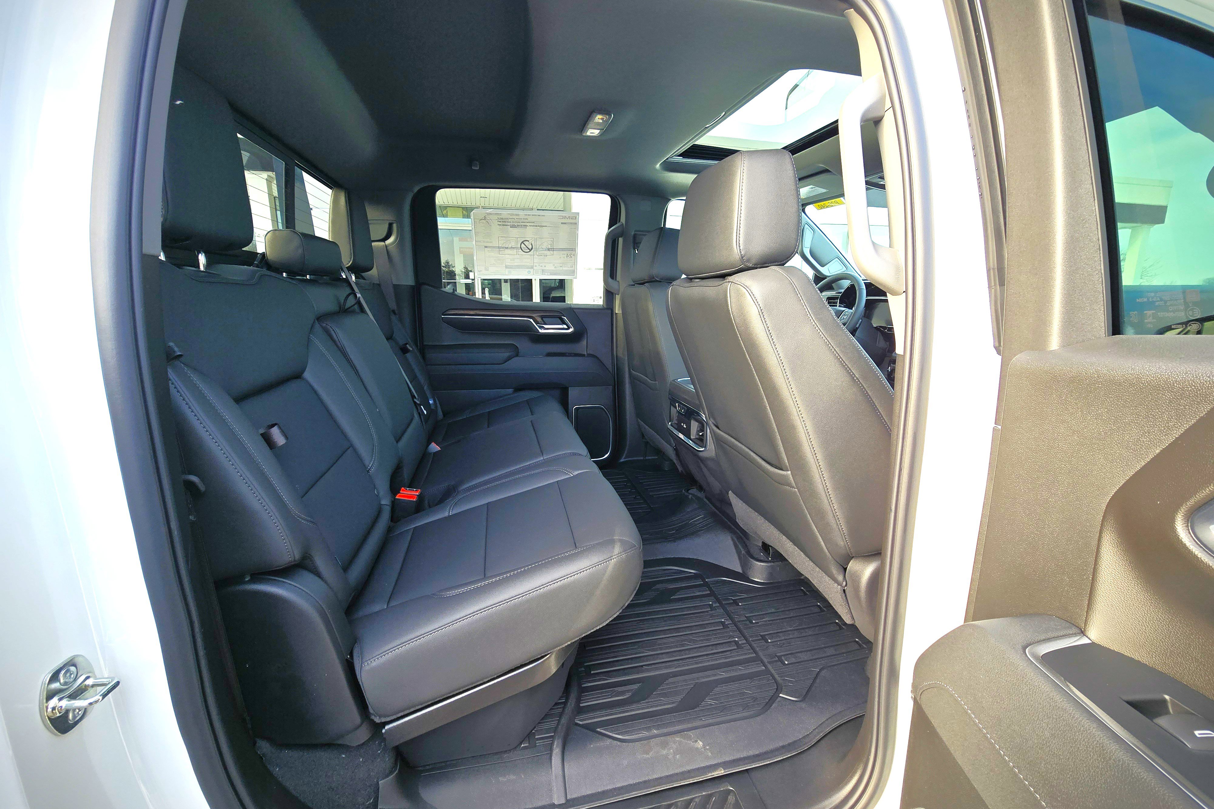 New 2026 GMC Sierra 1500 SLT w/ SLT Premium Plus Package image 19