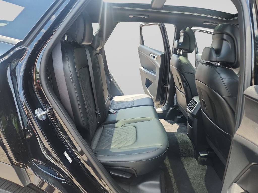 Certified 2024 Kia Sportage X-Line w/ X-Line Premium Package AWD/4WD image 18