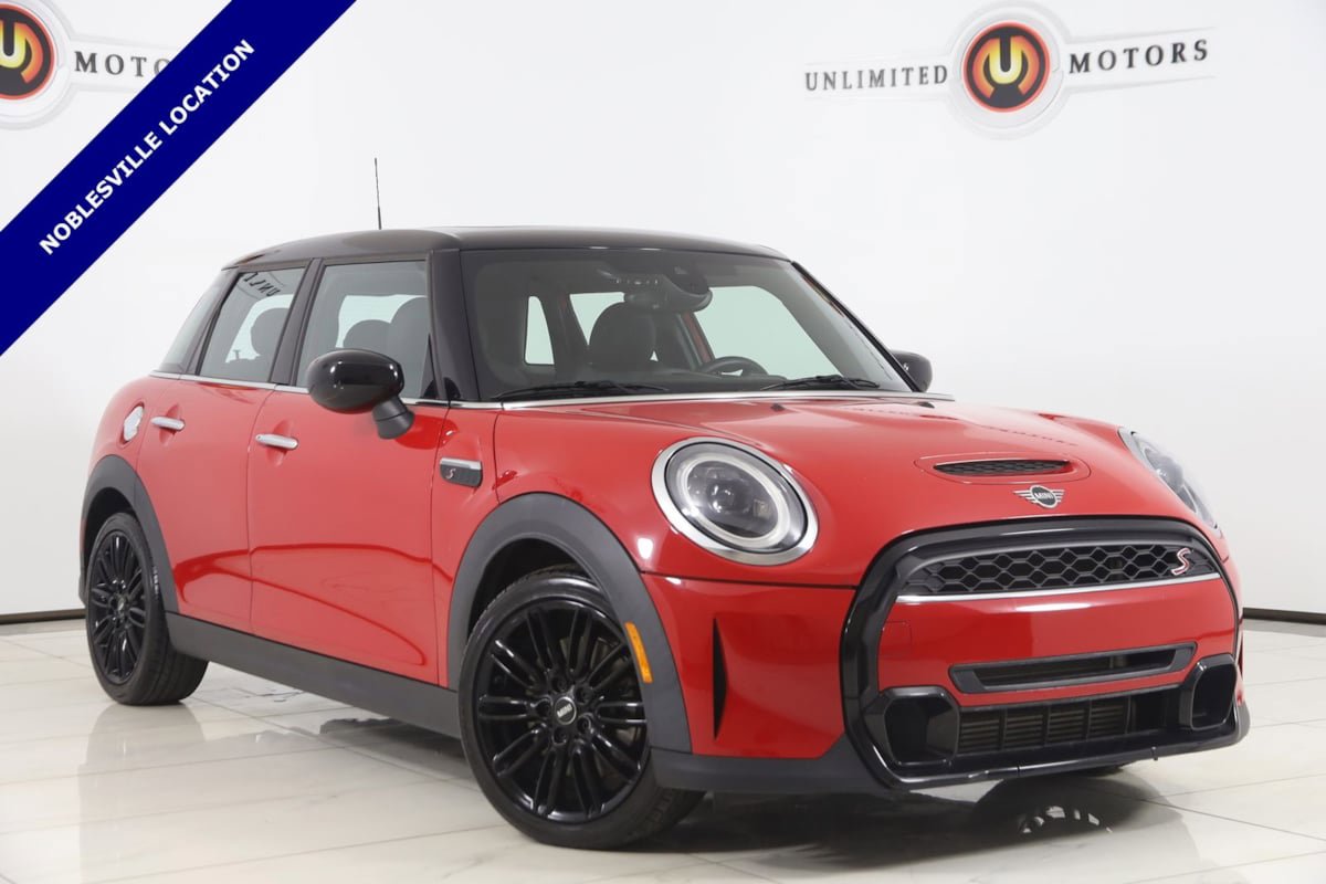 Used 2023 MINI Cooper S FWD image 1