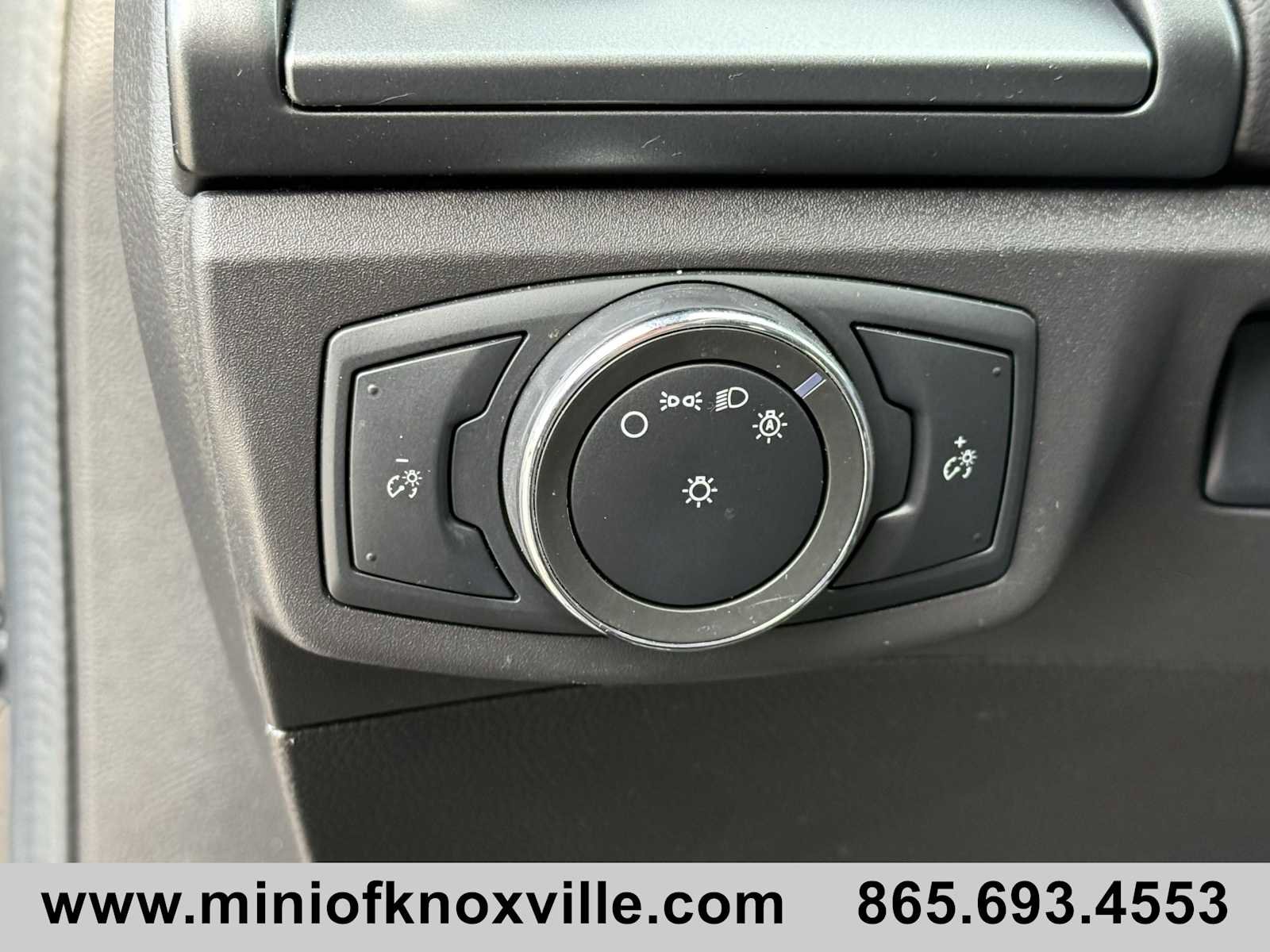 Used 2015 Ford Fusion S image 23