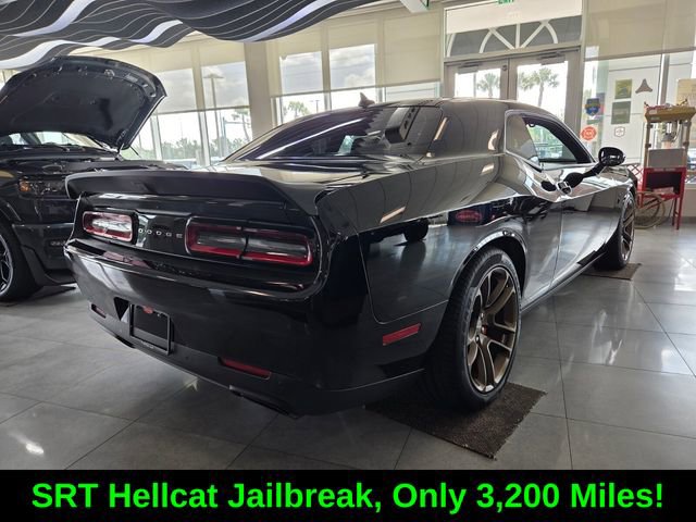 Used 2023 Dodge Challenger SRT Hellcat RWD image 6