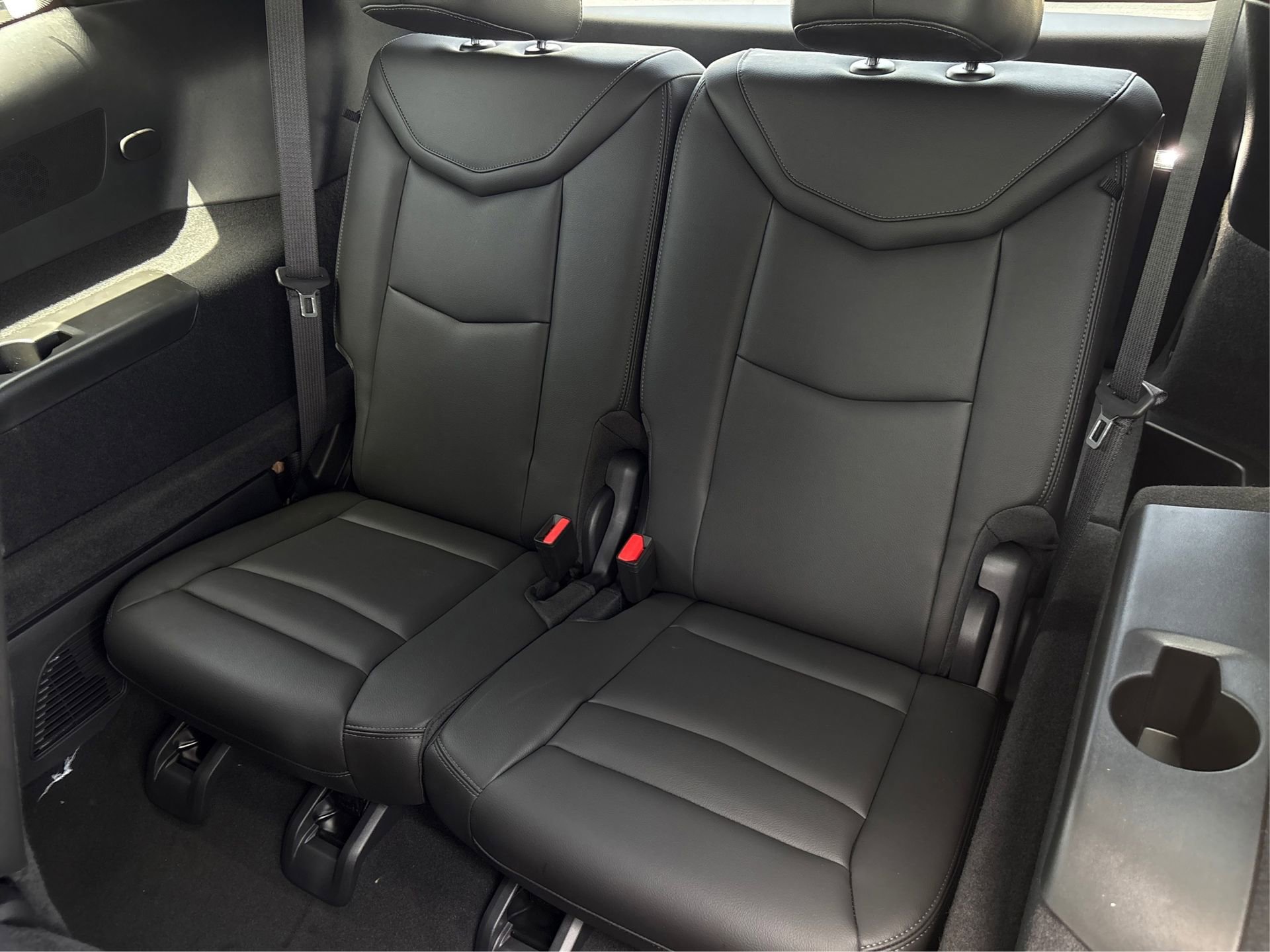 New 2025 Cadillac XT6 Luxury image 12