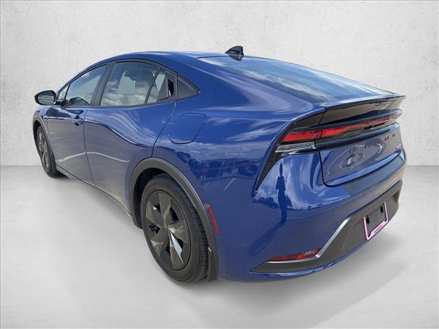 Used 2026 Toyota Prius LE FWD image 8