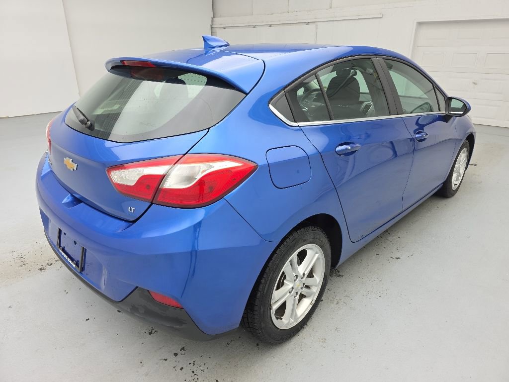 Used 2017 Chevrolet Cruze LT w/ Convenience Package FWD image 11
