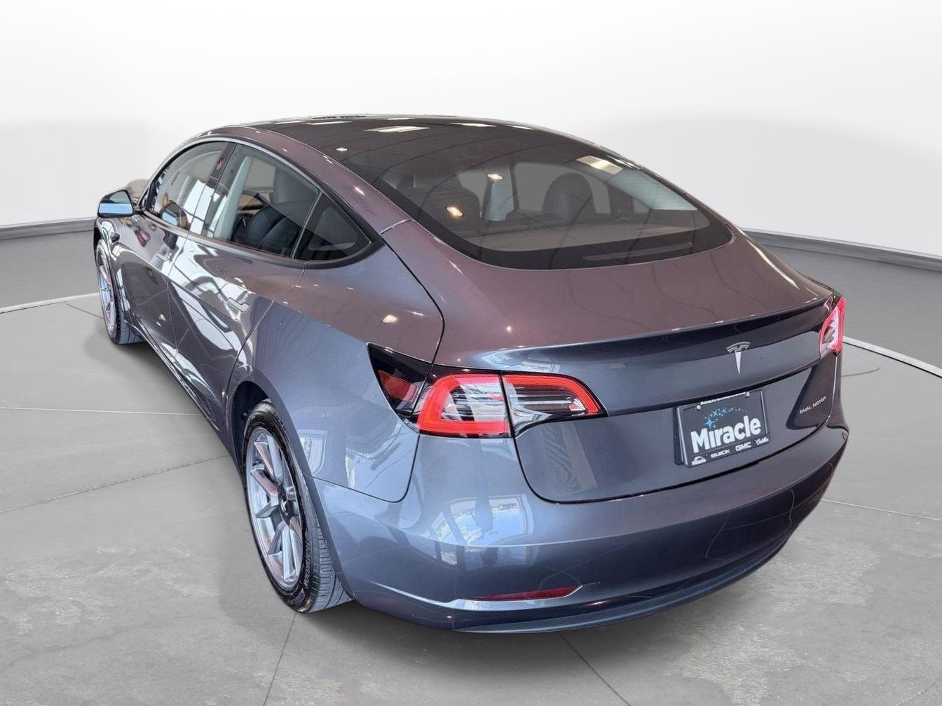 Used 2023 Tesla Model 3 Long Range AWD/4WD image 4