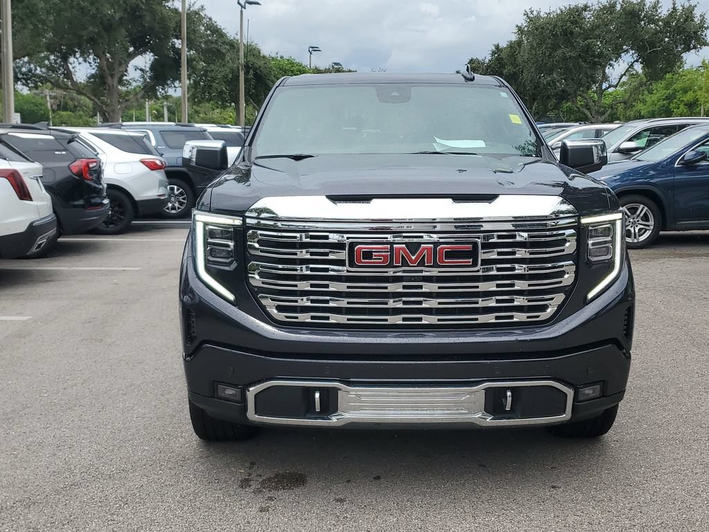Certified 2025 GMC Sierra 1500 Denali w/ Denali Reserve Package AWD/4WD image 8