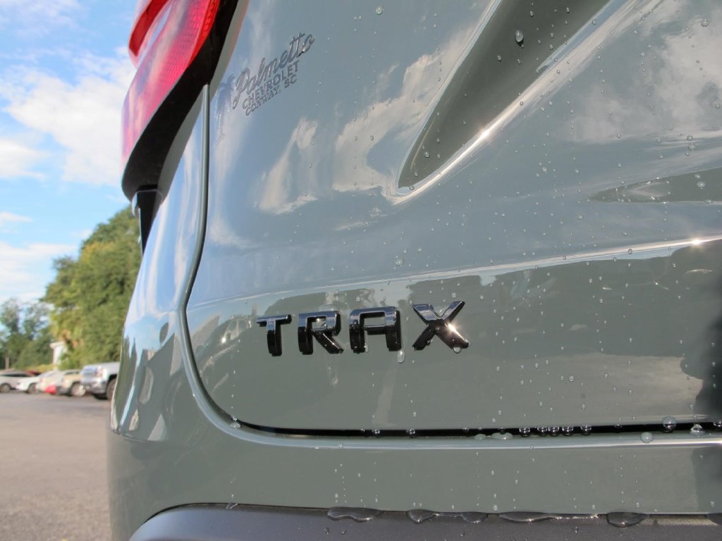 New 2026 Chevrolet Trax LT w/ Driver Confidence Package FWD image 9