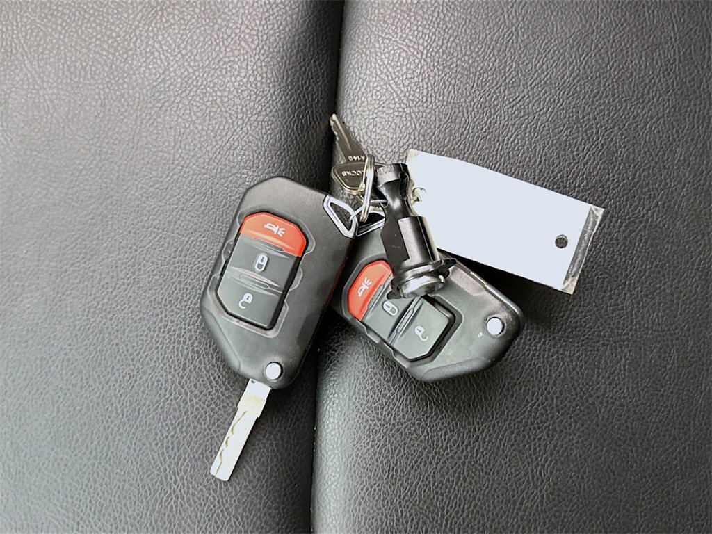 Used 2022 Jeep Wrangler Unlimited Rubicon w/ LED Lighting Group image 42