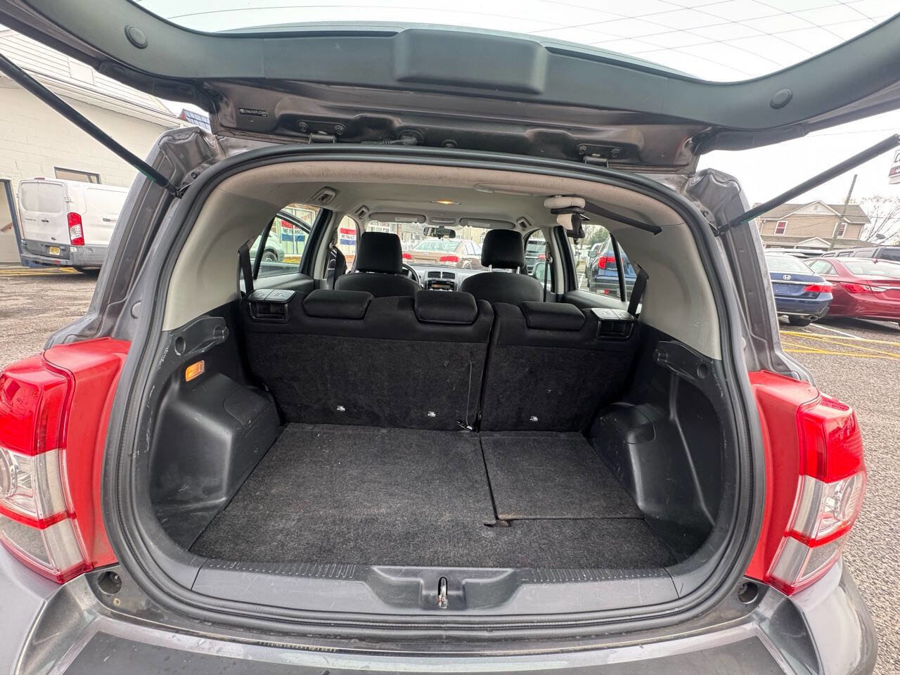 Used 2009 Scion xD image 36