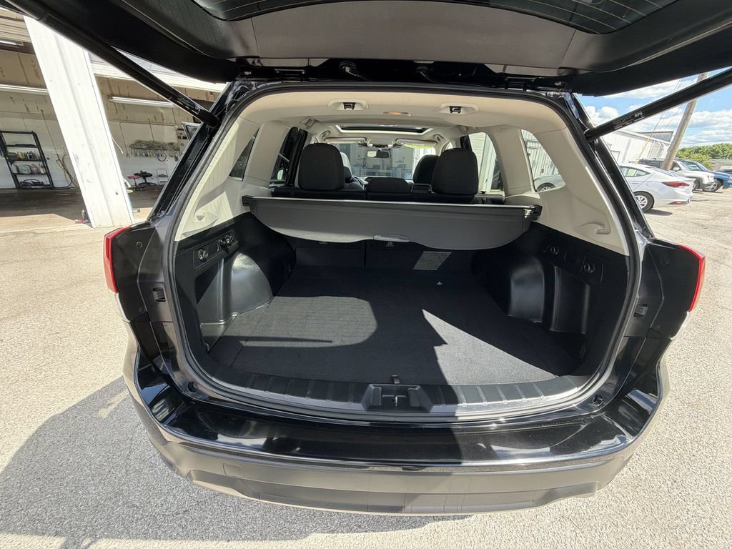 Used 2024 Subaru Forester Premium AWD/4WD image 25