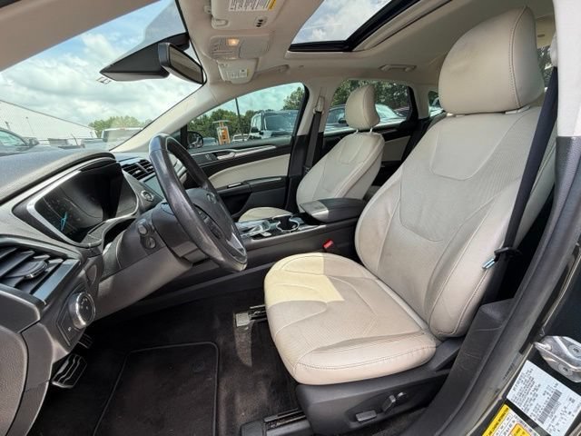 Used 2015 Ford Fusion Energi Titanium w/ Driver Assist Package FWD image 8