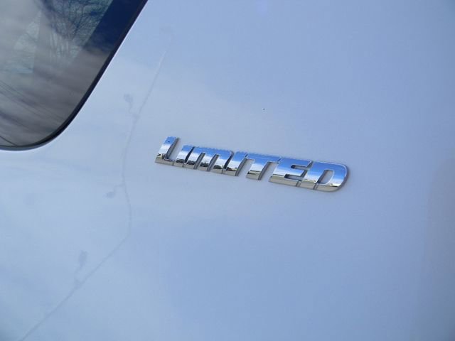 Used 2023 Toyota 4Runner Limited AWD/4WD image 8