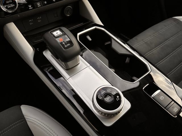 Used 2026 Mitsubishi Outlander SE image 23