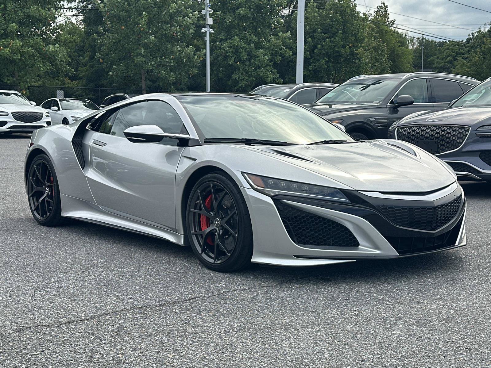 Used 2017 Acura NSX AWD/4WD image 5