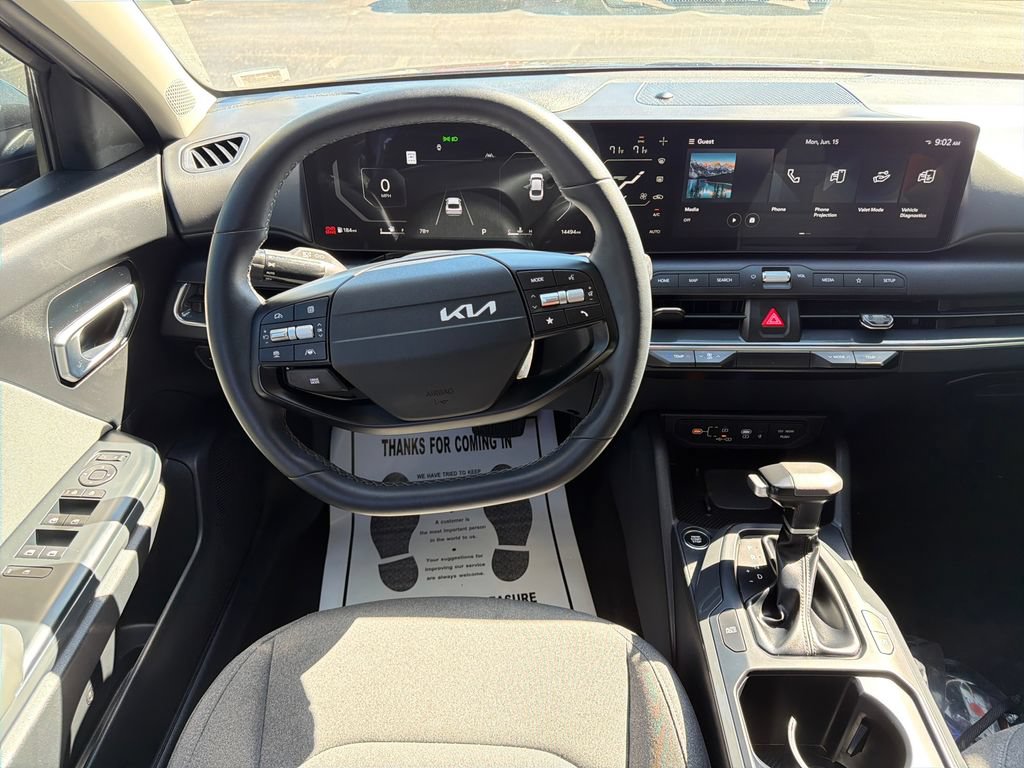 Used 2025 Kia K4 EX FWD image 16