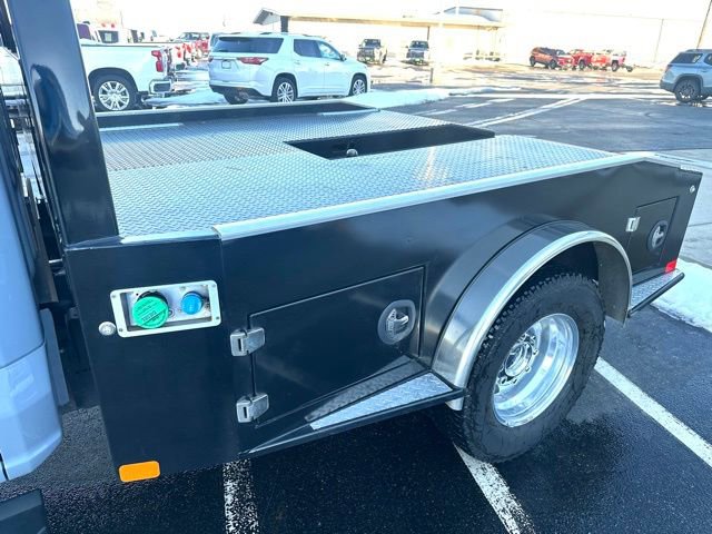 Used 2024 Ford F350 Lariat w/ FX4 Off-Road Package image 5