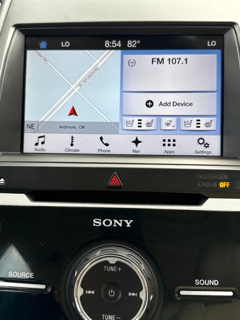 Used 2017 Ford Taurus Limited FWD image 11