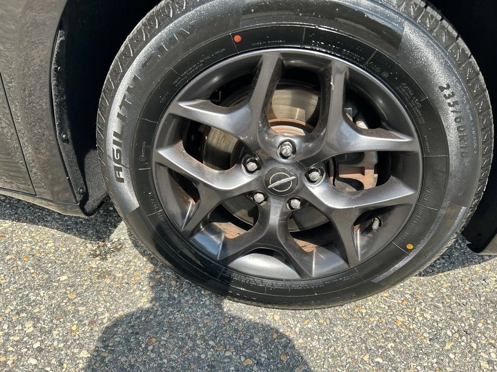 Used 2018 Chrysler Pacifica Touring-L Plus w/ S Appearance Package FWD image 28