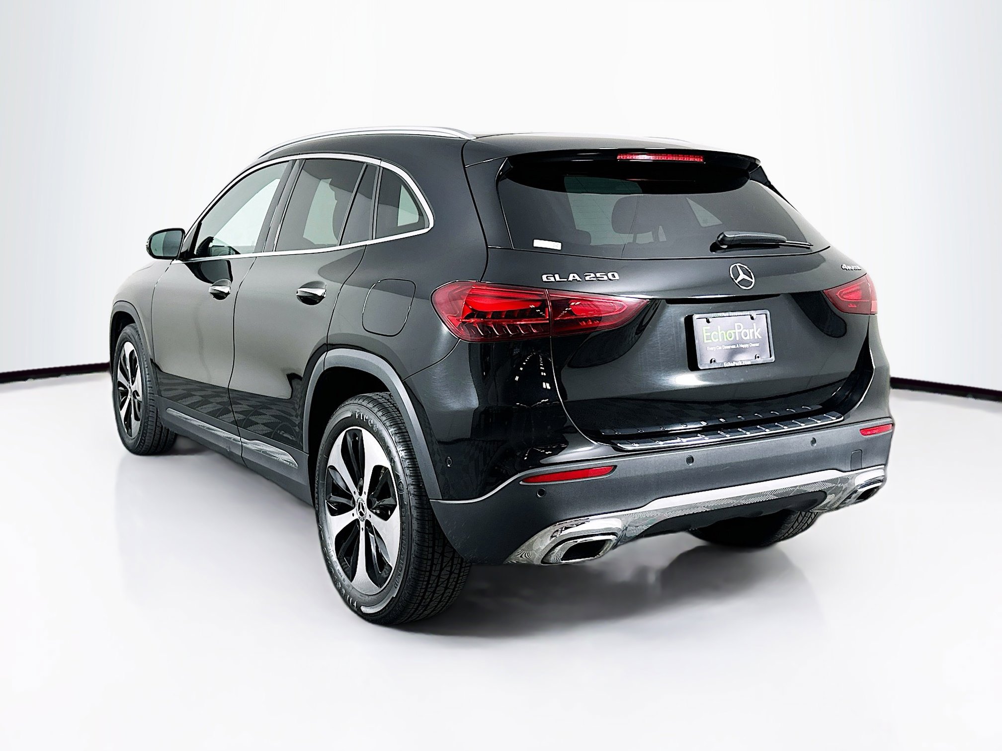 Used 2025 Mercedes-Benz GLA 250 4MATIC image 5