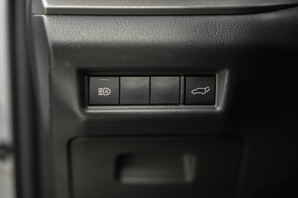 Used 2025 Toyota Grand Highlander AWD image 43